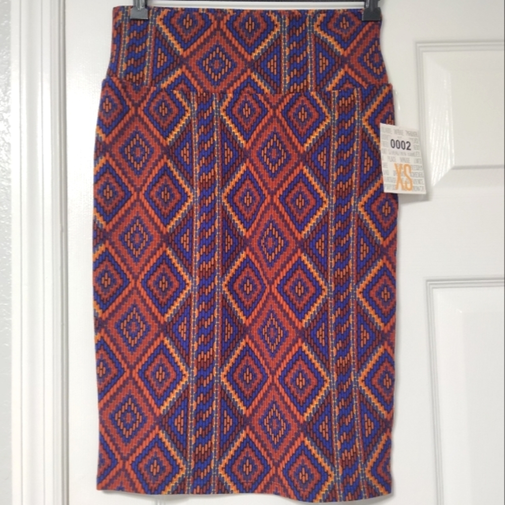 LuLaRoe Cassie Skirt XS‎ Multicolor